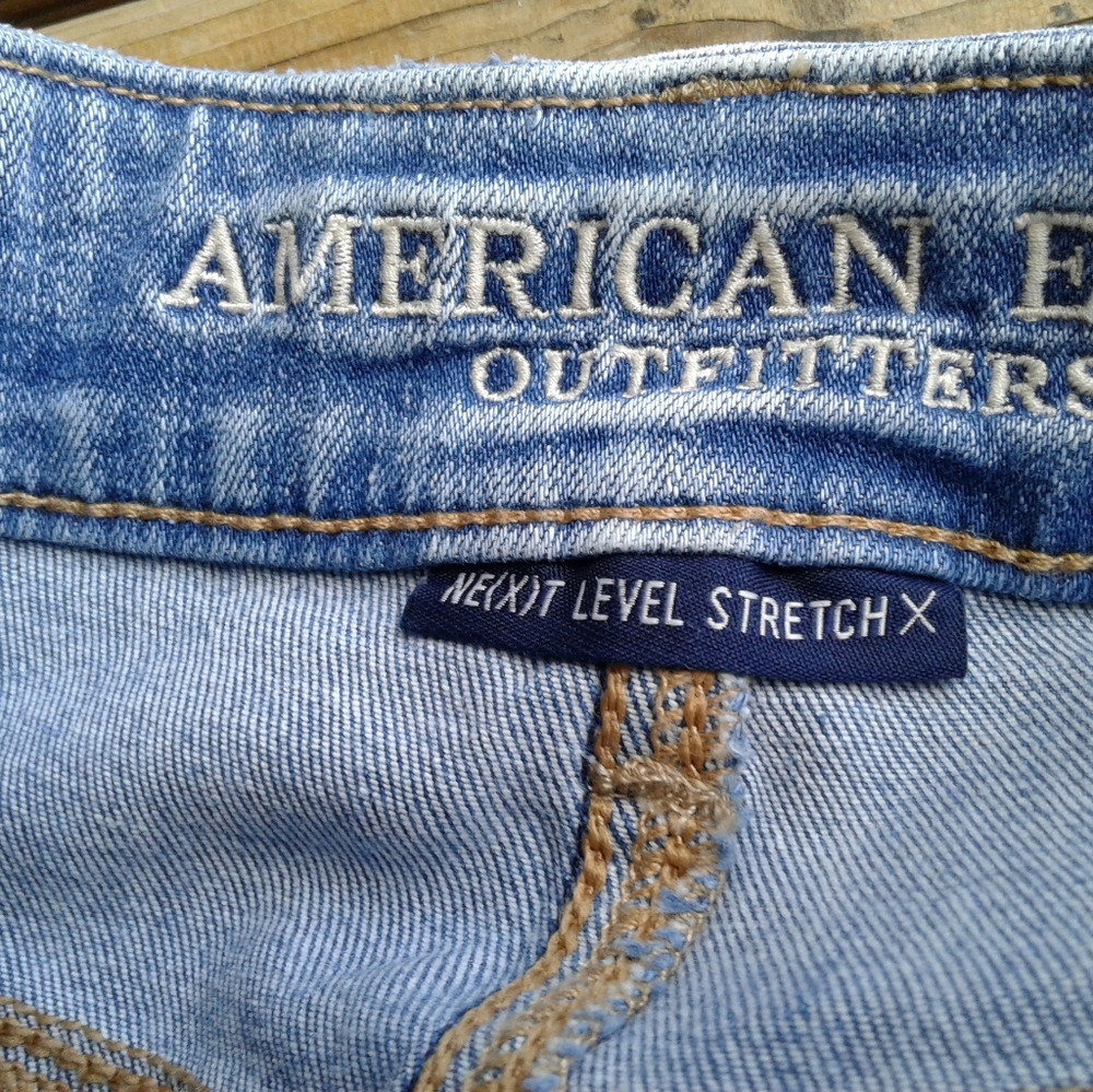 american eagle midi destroyed blue jean short lace - Picture 3 of 6